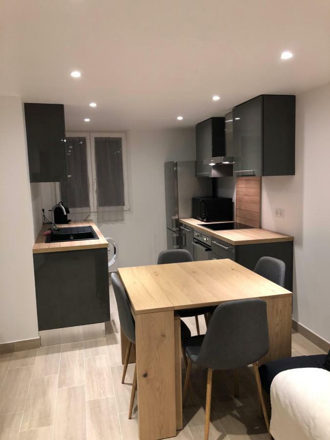 Apartment Schuss